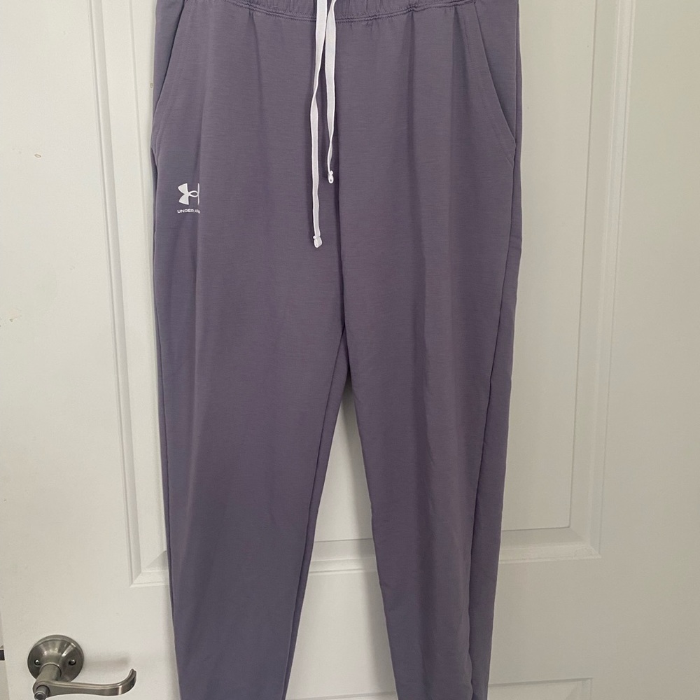 Brand new Under Armour women’s Sweatshirt